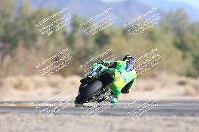 media/Dec-07-2025-CVMA (Sun) [[3e7d2de5dc]]/Race 12- Formula 40 MW and LW/